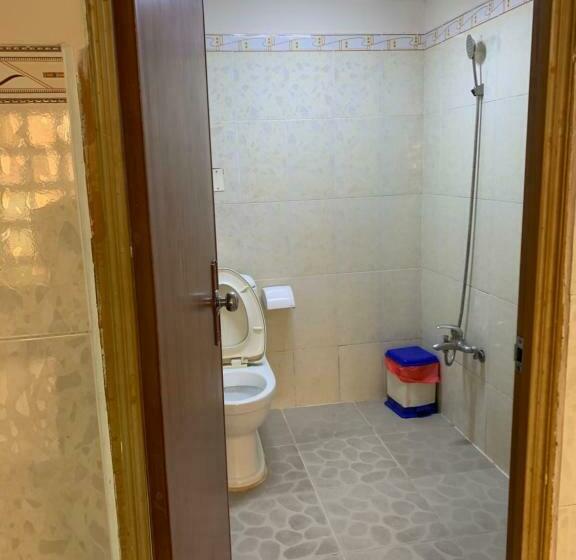 اتاق اکونومی, Minh Tuan