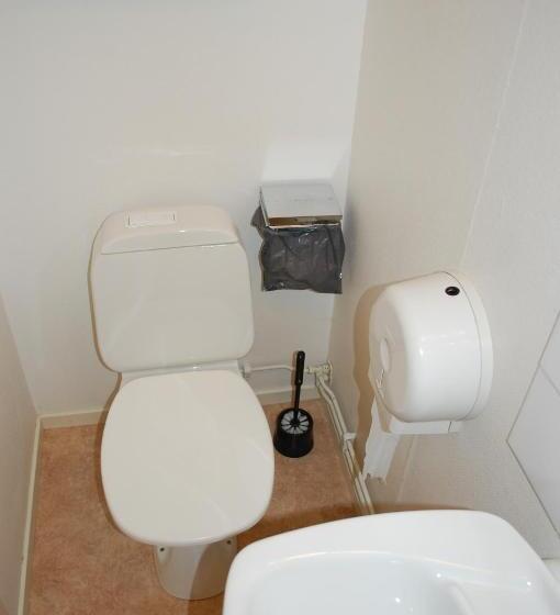 غرفة عائلية, Allégården Kastlösa Vandrarhem