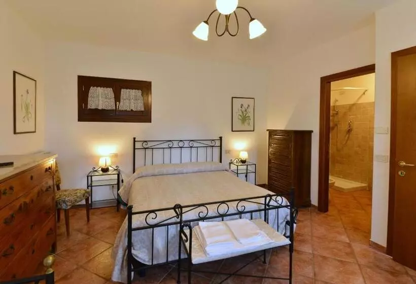 Standard Neljän Hengen Huone, Agriturismo Sasso Rosso