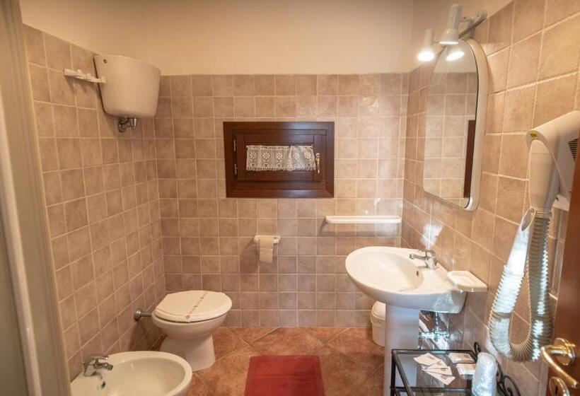 4인용 스탠다드 룸, Agriturismo Sasso Rosso