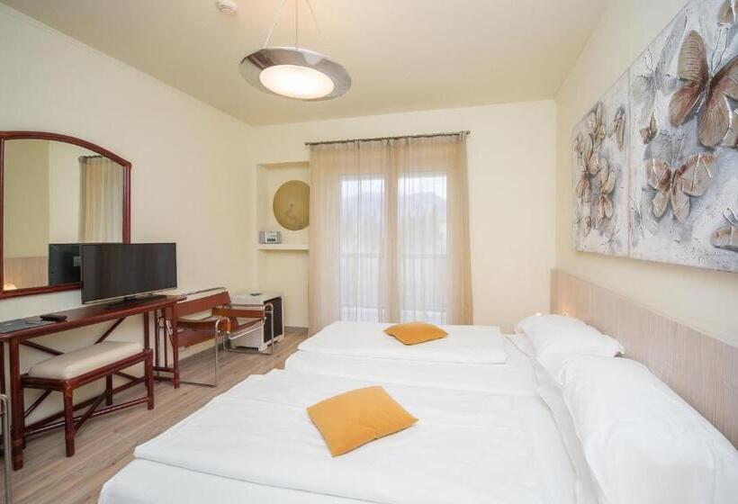 Номер Стандарт, Club Hotel Olivi   Tennis Center