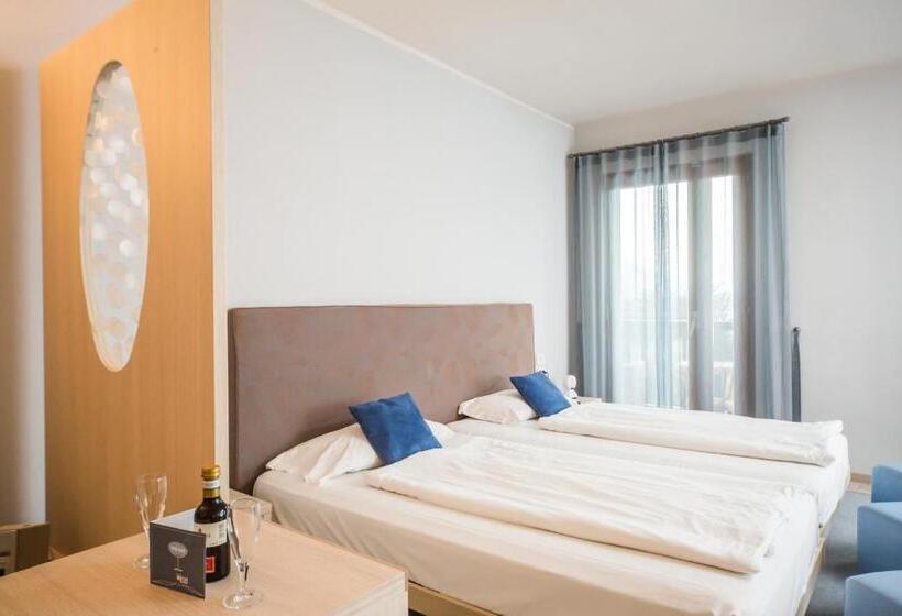 주니어 스위트 발코니, Club Hotel Olivi   Tennis Center