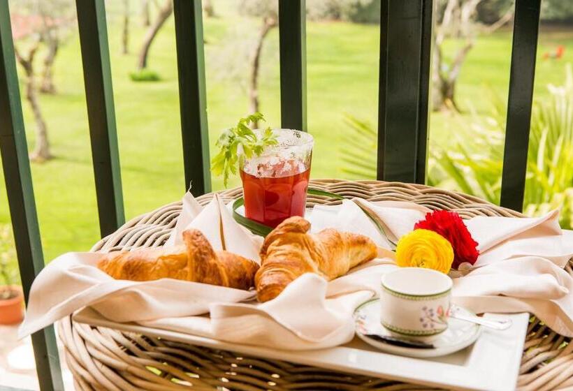 سوییت جونیور, Club Hotel Olivi   Tennis Center