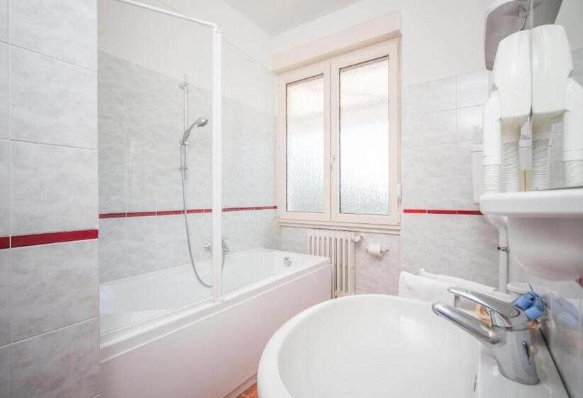 컴포트 룸, Club Hotel Olivi   Tennis Center