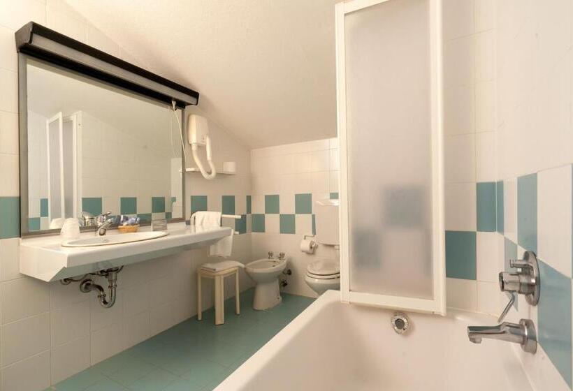 펜트하우스 룸, Club Hotel Olivi   Tennis Center