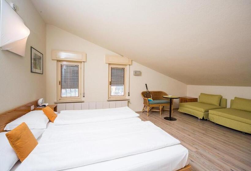 펜트하우스 룸, Club Hotel Olivi   Tennis Center