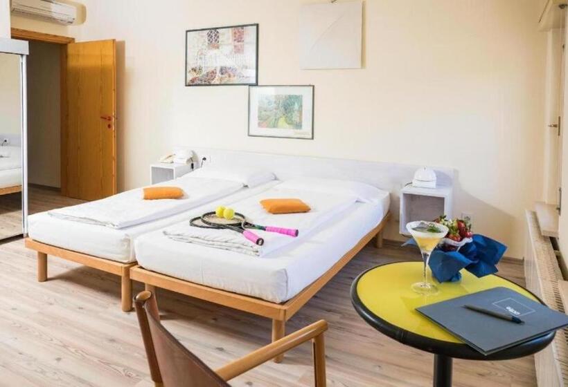 Пентхаус, Club Hotel Olivi   Tennis Center