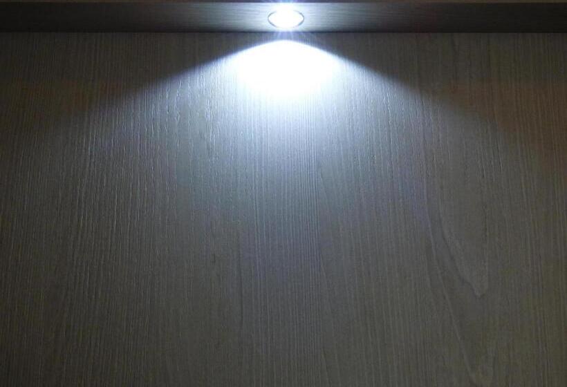 经济房, Design Hotel Astra B&b