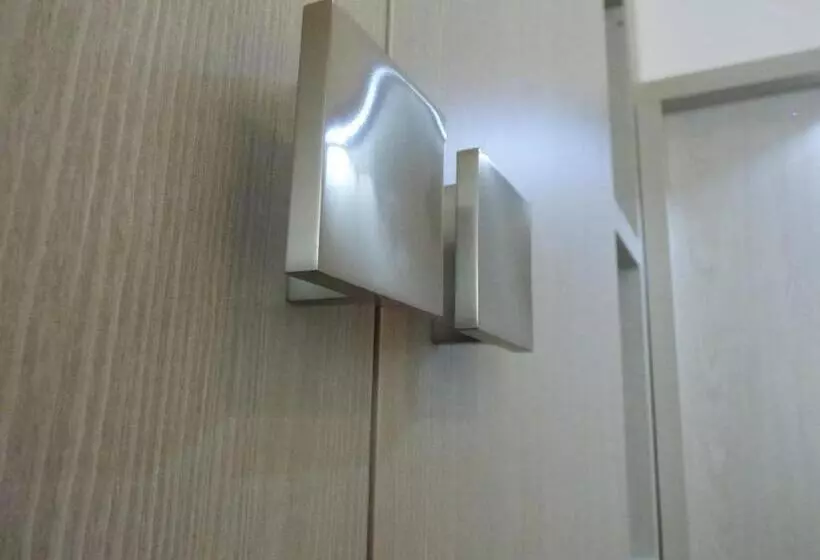 ベーシックトリプルルーム, Design Hotel Astra B&b