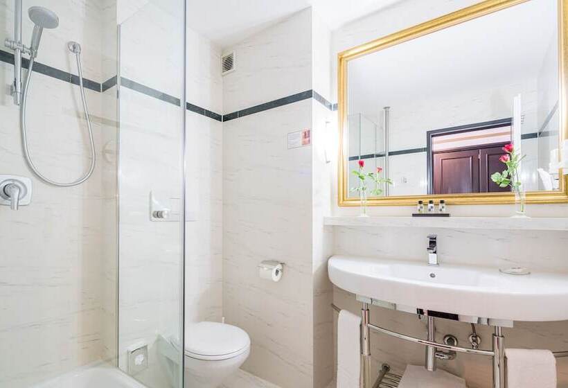 Номер Deluxe, Alpin & Wellness Resort Hotel Ludwig Royal