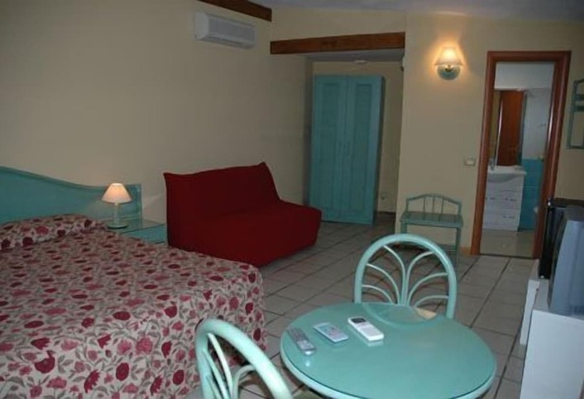 غرفة سوبيريور, Acquasanta