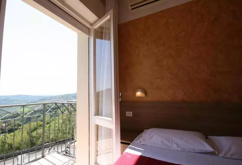 バルコニー付きスタンダードルーム, Albergo Centopini