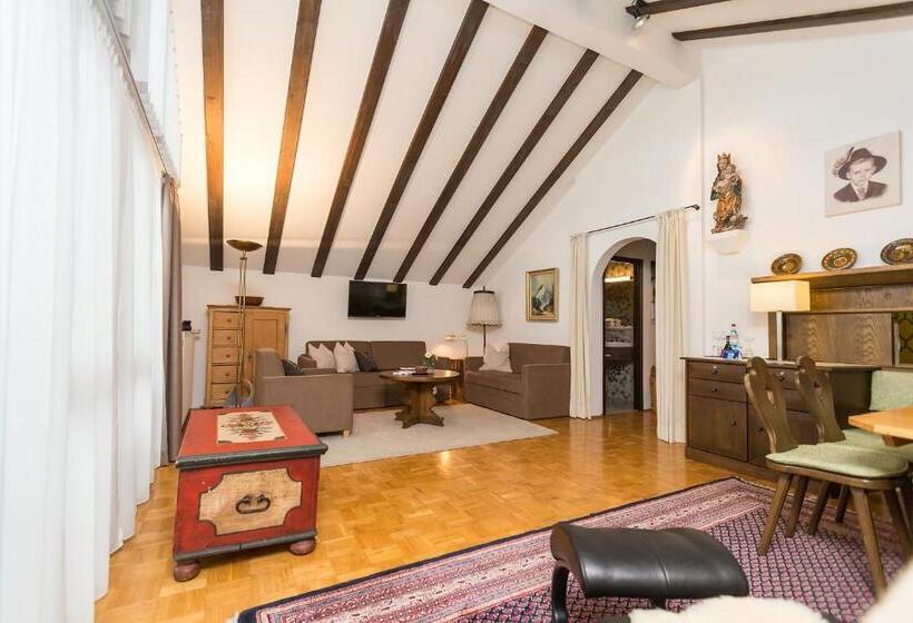 Люкс, Alpenhof Postillion