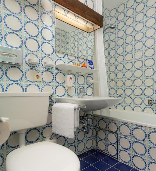 Четырехместный Номер Стандарт, Alpenhof Postillion