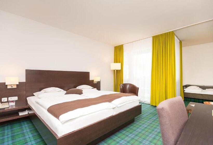 Четырехместный Номер Стандарт, Alpenhof Postillion