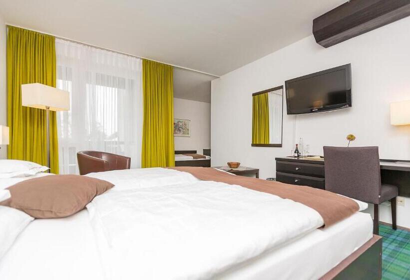 Четырехместный Номер Стандарт, Alpenhof Postillion