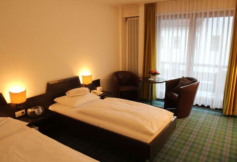 Номер Стандарт, Alpenhof Postillion