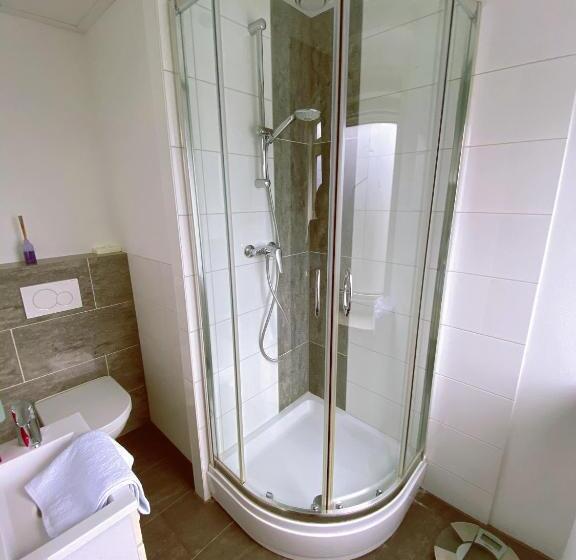 스탠다드 룸, Apollo