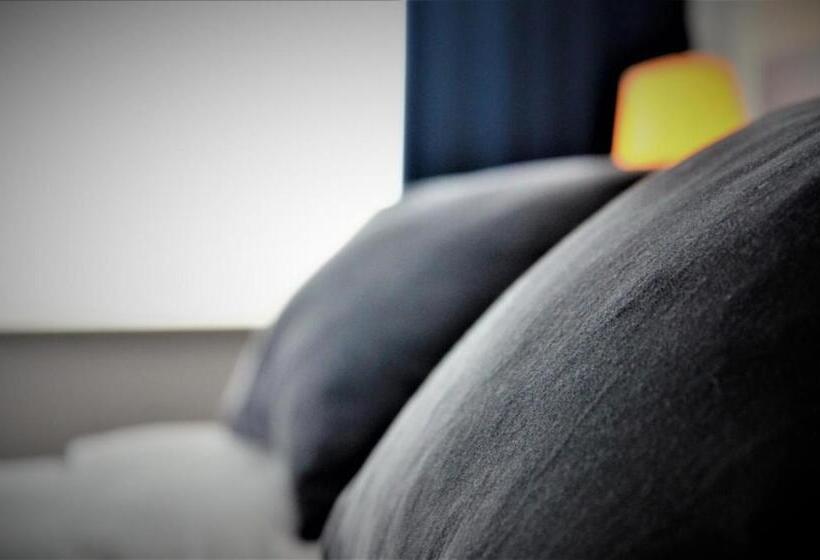 Номер Стандарт, Apollo