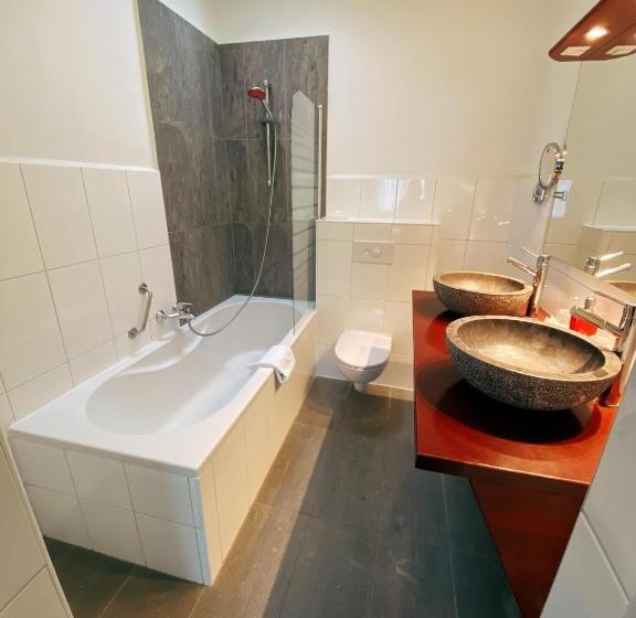 스탠다드 룸, Apollo