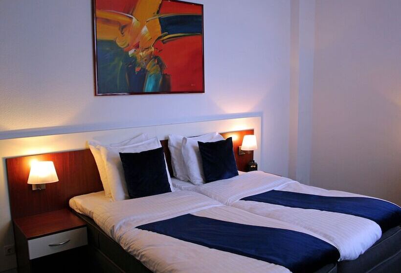 스탠다드 룸, Apollo