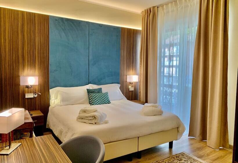 スーペリアールーム, Brescia