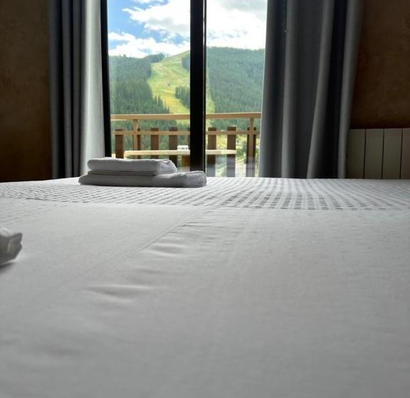 חדר משפחתי, Edelweiss