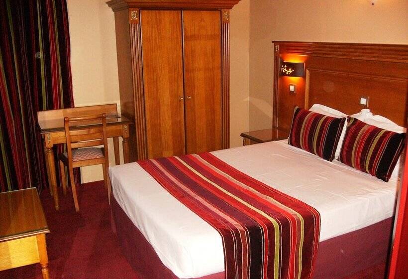 스탠다드 룸, Hôtel Du Val De Seine