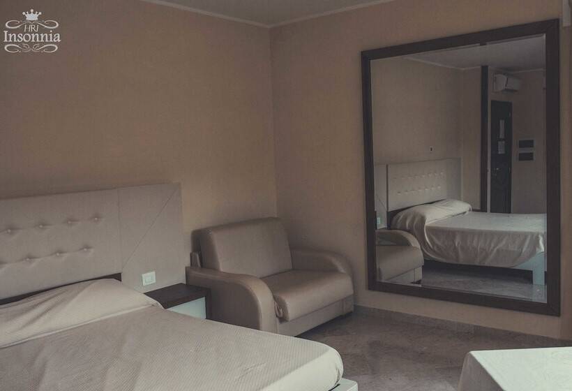 스탠다드 트리플 룸, Insonnia