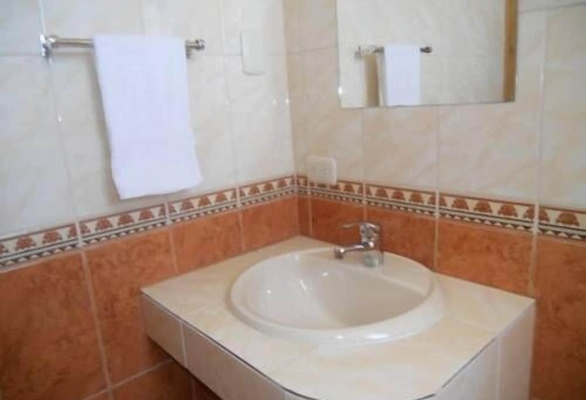 スタンダードトリプルルーム, Kuntur Inn