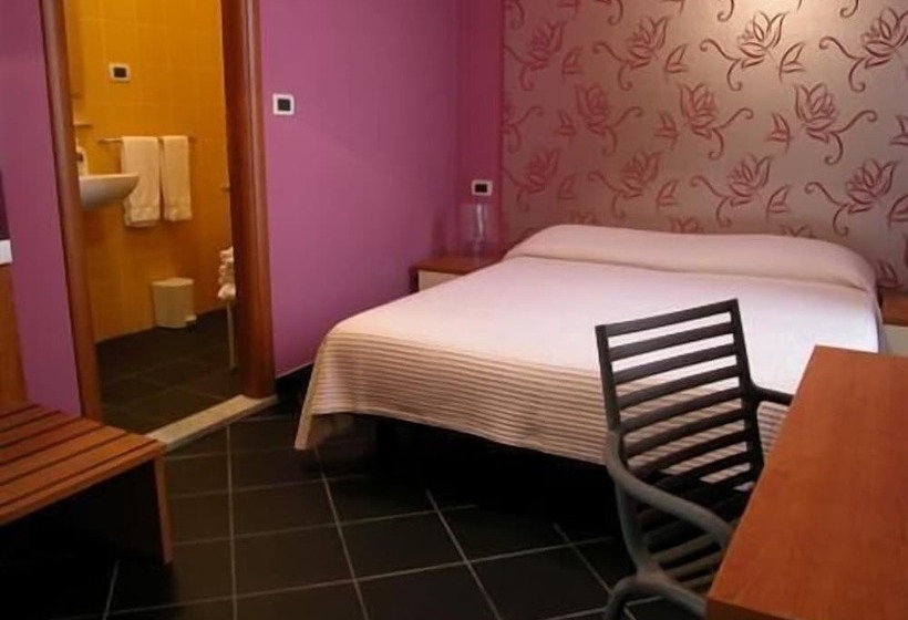 غرفة قياسية, Lavagnese