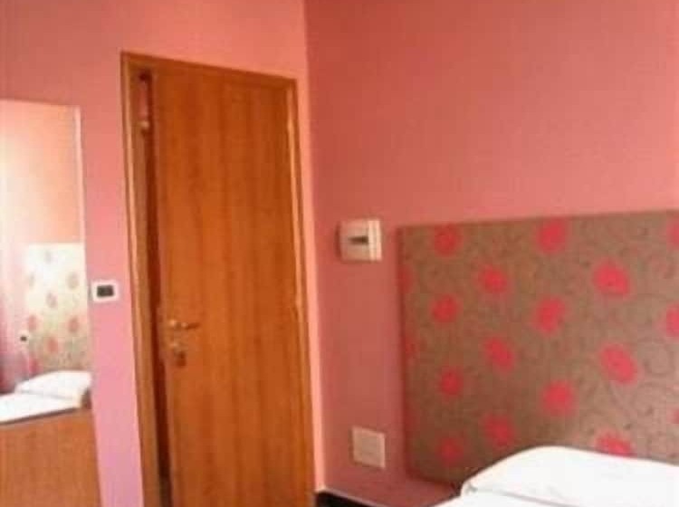 غرفة قياسية, Lavagnese