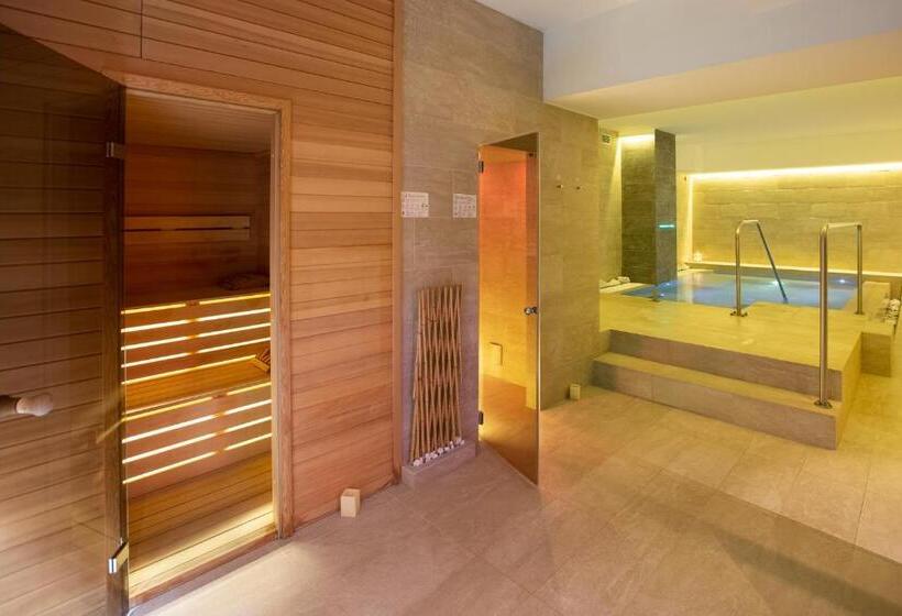 수퍼리어룸, 스파 액세스, Lory