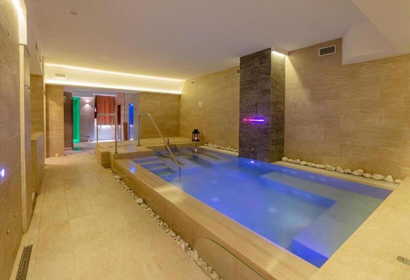 高级房间 - 可使用Spa, Lory