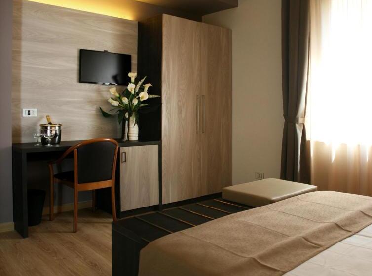 수퍼리어룸, 스파 액세스, Lory