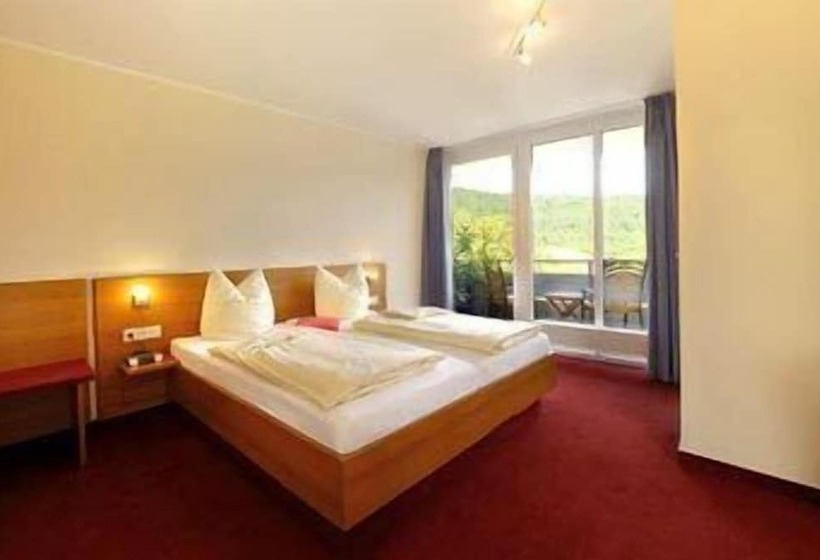 Номер Deluxe, Maarium Meerfeld