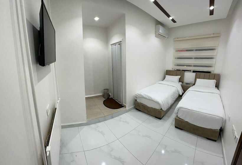 اتاق استاندارد, Mussa Spring