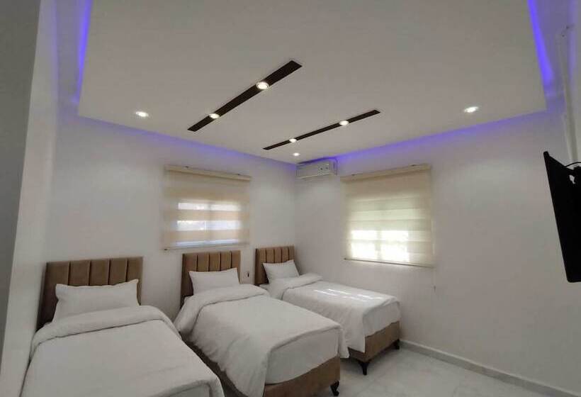 اتاق استاندارد سه نفره, Mussa Spring