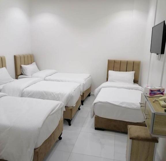 اتاق استاندارد چهار تخته, Mussa Spring