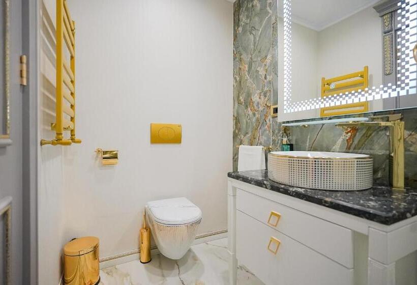 Family Suite, W Regal Boutique Hotel&spa