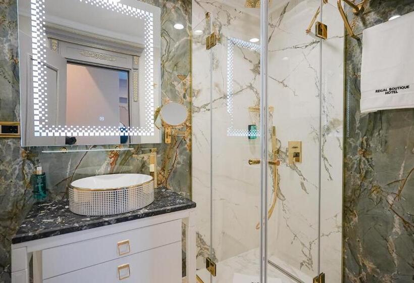 Family Suite, W Regal Boutique Hotel&spa