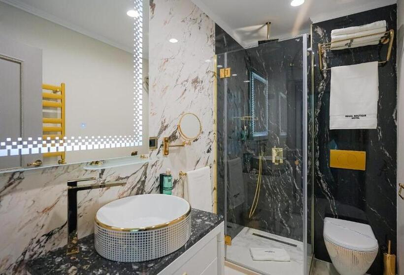 Family Suite, W Regal Boutique Hotel&spa