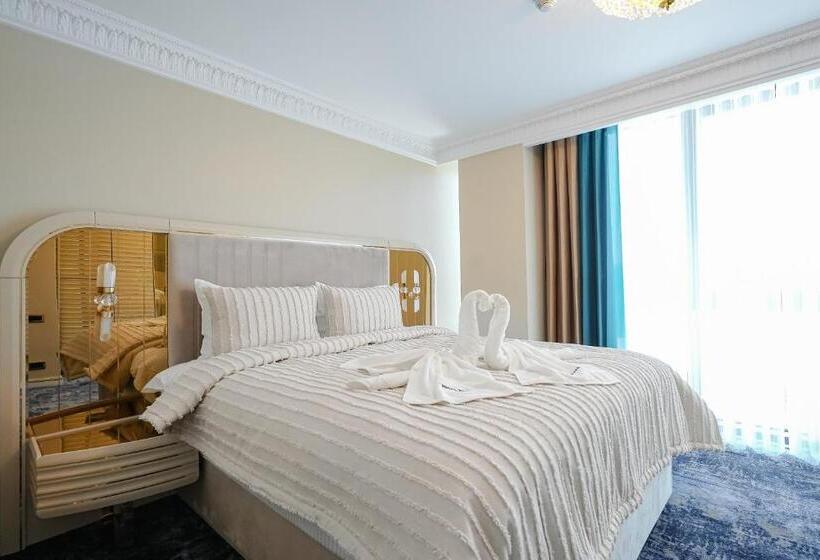سوییت لوکس, W Regal Boutique Hotel&spa