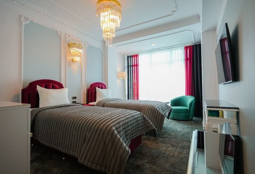 Номер Стандарт, W Regal Boutique Hotel&spa