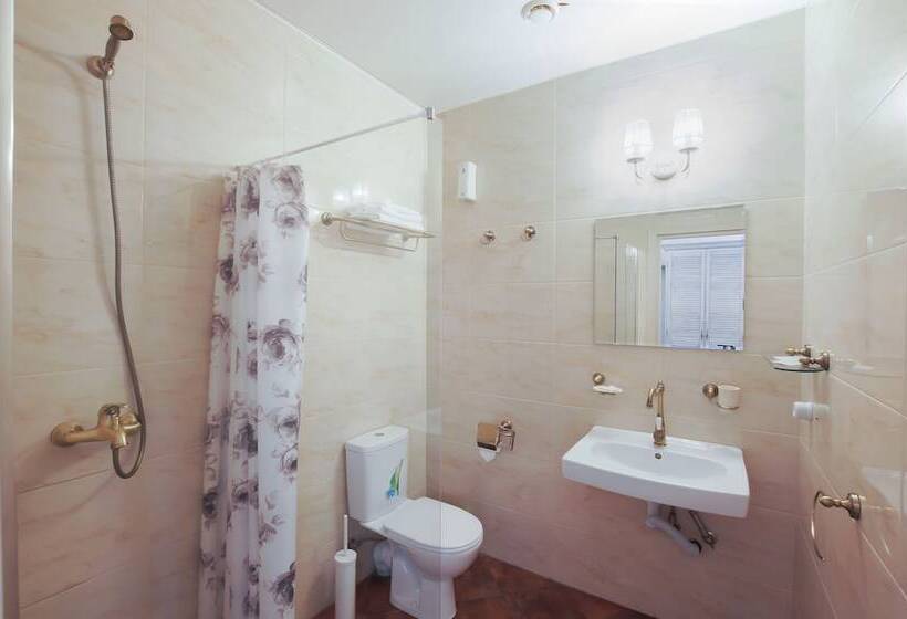 スタンダードルーム, Remarka Hotel On Stolyarniy