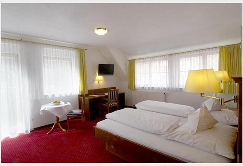 Четырехместный Номер Стандарт, Restaurant Ochsen