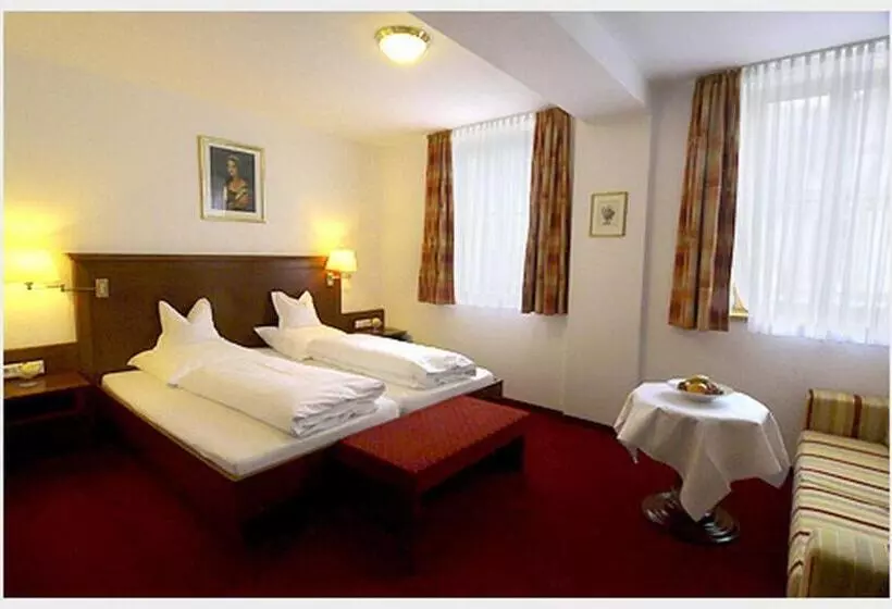 Standard Triple Room, Restaurant Ochsen