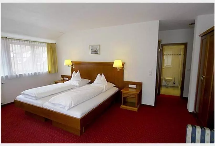 Standard Triple Room, Restaurant Ochsen