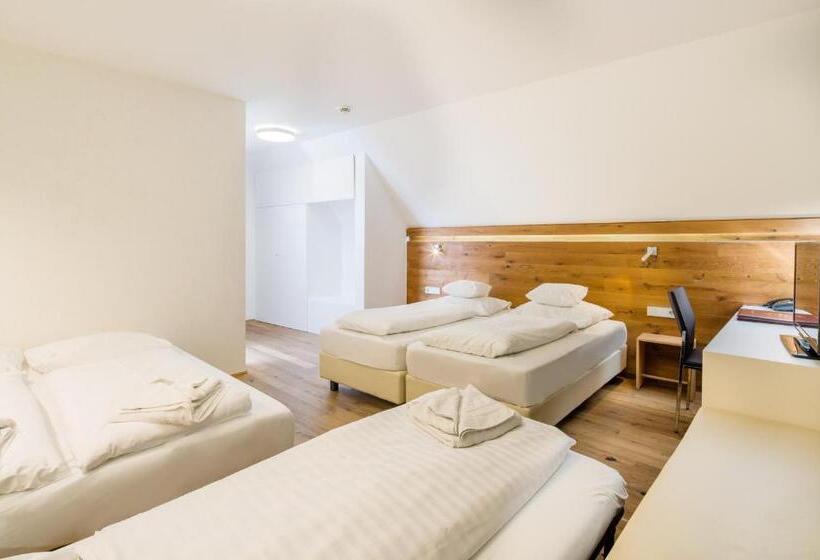 Семейный Номер, Restaurant Ochsen