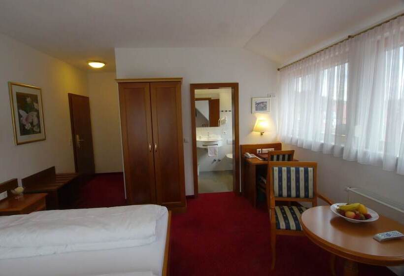 Номер Комфорт, Restaurant Ochsen